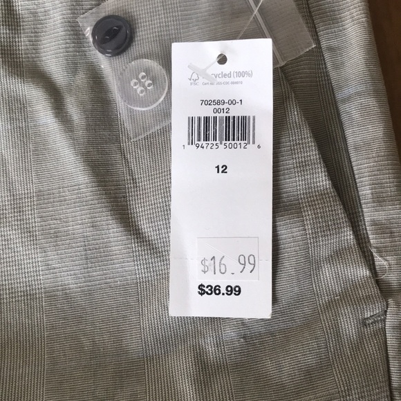 Gap Capris - Picture 3 of 4